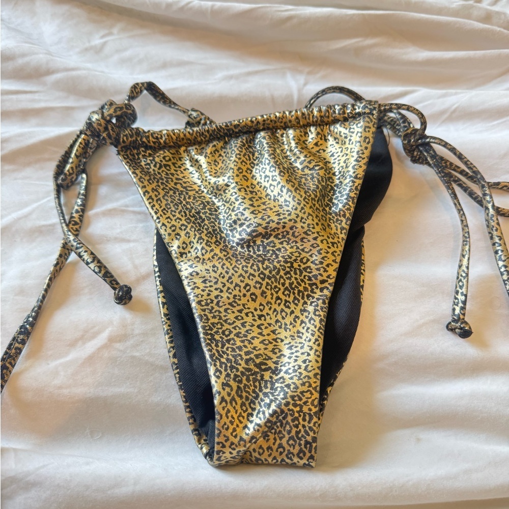 ZAFUL Convertible Glossy Coated Snakeskin Leopard String Bikini Golden size s - Picture 6 of 9